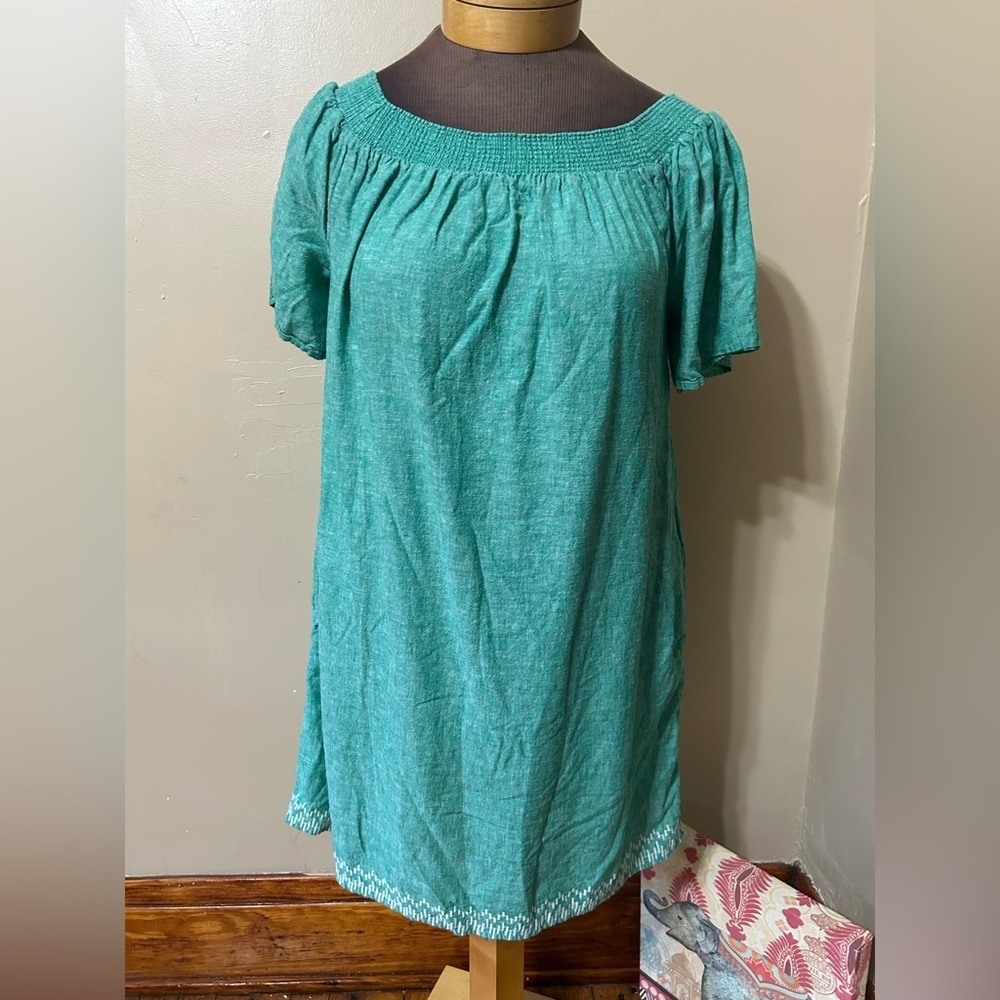 Gap Women SZ L Green Smocked Neck Embroidered Hemline‎ Shift Linen/Cotton Dress